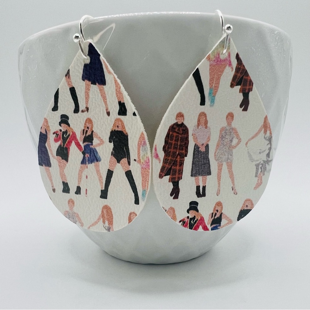 🎤 Taylor Swift, teardrop, earrings, lightweight, handmade, nickel free, vegan